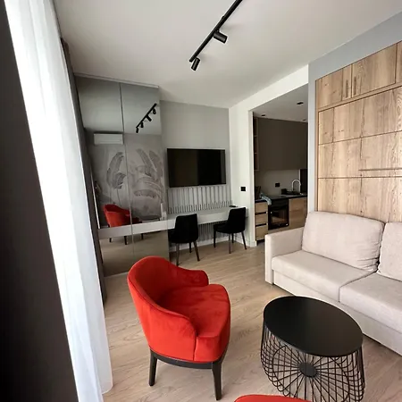 BW Lux Apartments Sajmiste Exterior photo