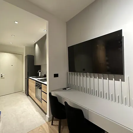 BW Lux Apartments Sajmiste Exterior photo