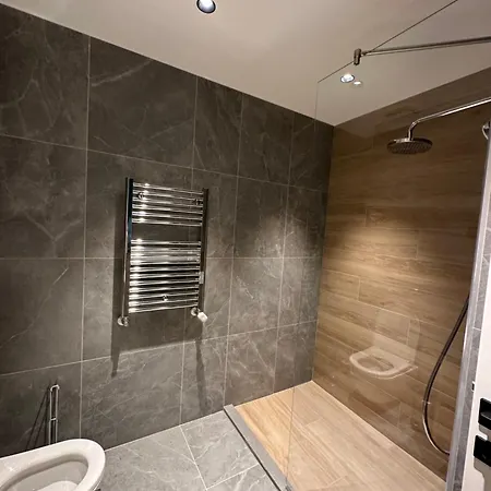 BW Lux Apartments Sajmiste Exterior photo